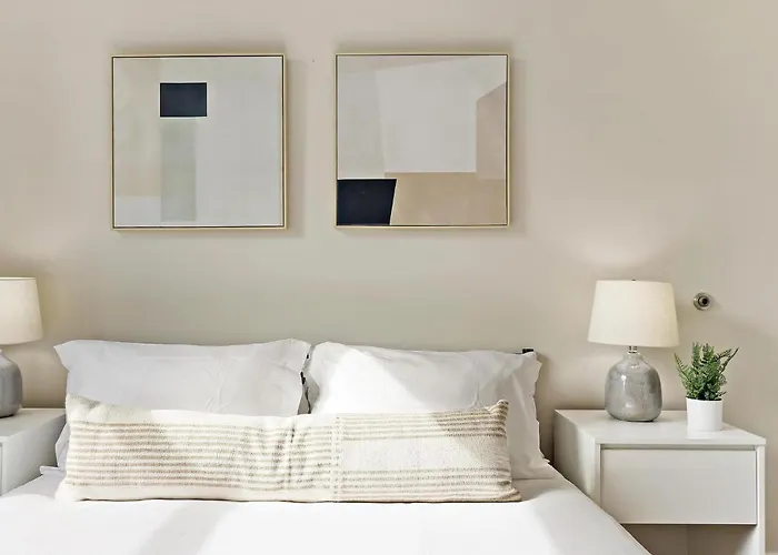 Splendid & Fully Furnished 1br - Broadway 204 Rep